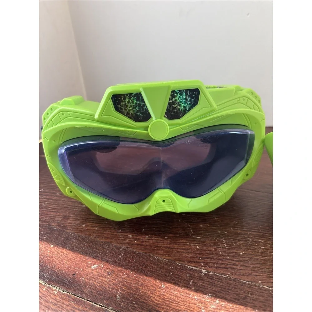 Alien Vision Blaster Challenge Action Game Fotorama Goggles & Wrist Blaster Work